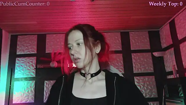 SweetSeraphine online show from 12-16-25, 07:02