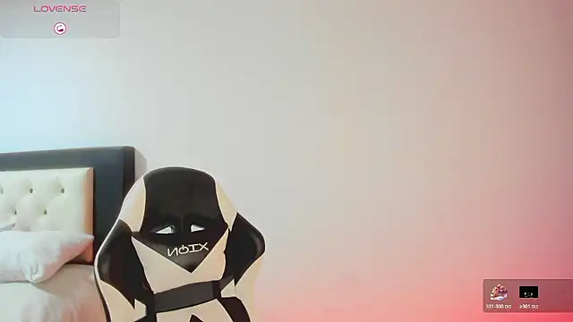 CarolinneFiotti online show from 01-13-26, 11:48