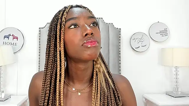 Snapshot of SamantaMarquez chatting on 09-15-25, 07:58 SamantaMarquez online show from 09-15-25, 07:58