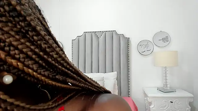 Snapshot of SamantaMarquez chatting on 10-03-25, 08:06 SamantaMarquez online show from 10-03-25, 08:06