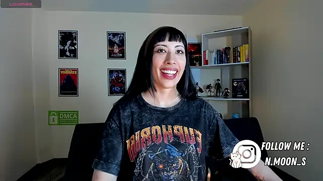 Snapshot of Nezuuuuu_ chatting on 10-03-25, 09:34 Nezuuuuu online show from 10-03-25, 09:34