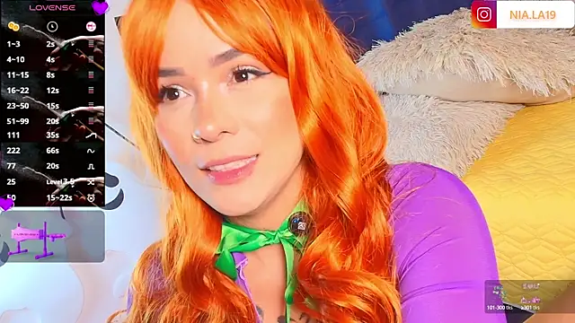 HotAlana  online show from 10-01-25, 04:02