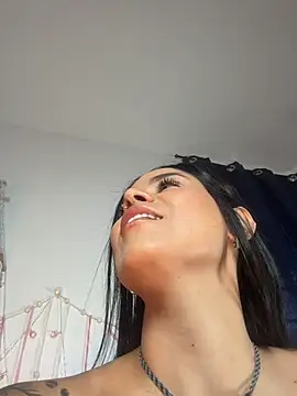 Snapshot of HotAlana_ chatting on 04-20-26, 03:37 HotAlana online show from 04-20-26, 03:37