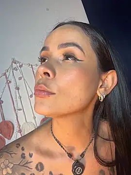 Snapshot of HotAlana_ chatting on 05-02-26, 02:16 HotAlana online show from 05-02-26, 02:16