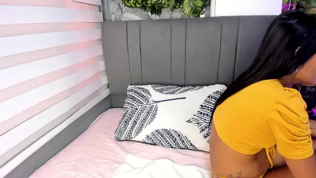 Fernanda liie  online show from 12-21-25, 01:07