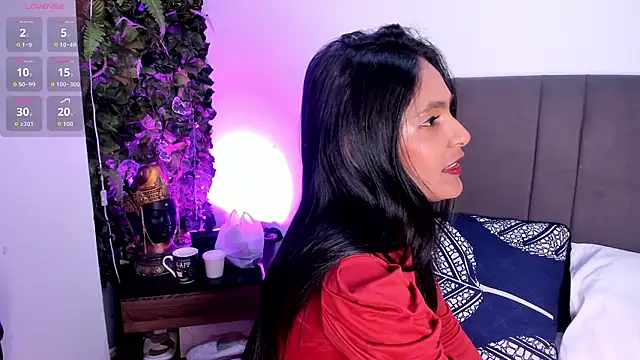 Snapshot of Fernanda_liie_ chatting on 02-21-26, 01:12 Fernanda liie online show from 02-21-26, 01:12