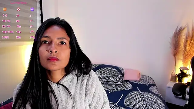 Snapshot of Fernanda_liie_ chatting on 03-25-26, 12:33 Fernanda liie online show from 03-25-26, 12:33