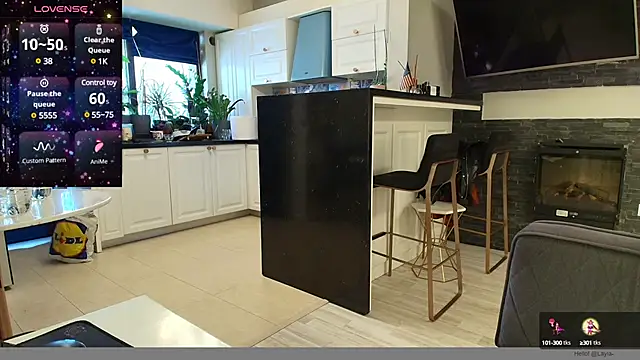 Layla- online show from 02-18-25, 12:39