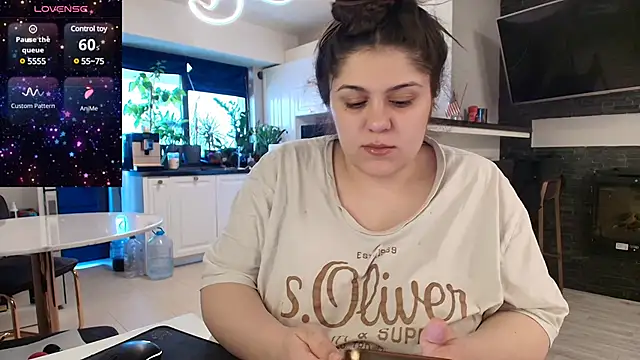 Layla- online show from 02-26-25, 09:53