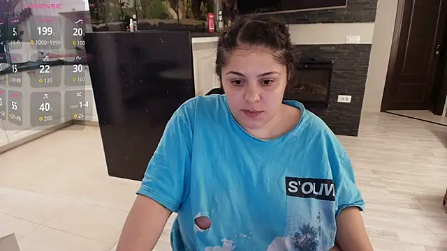 Layla- online show from 09-11-25, 09:53