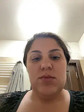 Layla- online show from 10-06-25, 09:56