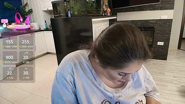 Layla- online show from 11-06-25, 11:33