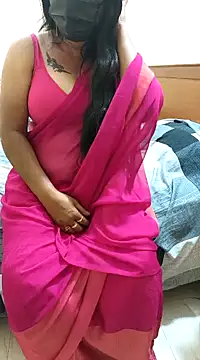 Snapshot of southindian-veena chatting on 02-27-25, 09:32 southindian-veena online show from 02-27-25, 09:32
