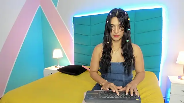 Emilly wilson  online show from 02-27-25, 03:59