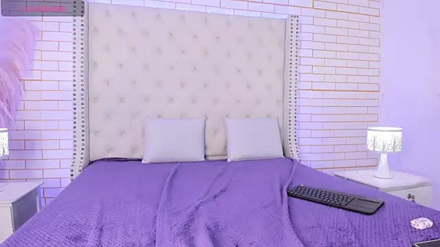 Emilly wilson  online show from 09-26-25, 12:53