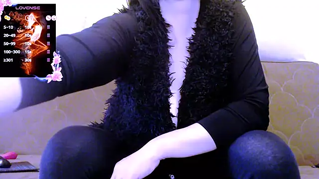 Snapshot of Alina_eve chatting on 10-06-25, 08:56 Alina eve online show from 10-06-25, 08:56