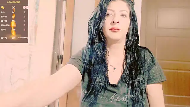 Alina eve online show from 06-16-26, 04:53