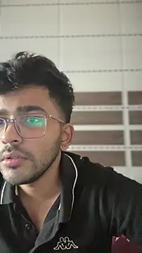 Snapshot of DoctorAlonee46 chatting on 10-07-25, 06:10 DoctorAlonee46 online show from 10-07-25, 06:10