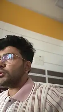 Snapshot of DoctorAlonee46 chatting on 10-25-25, 07:38 DoctorAlonee46 online show from 10-25-25, 07:38