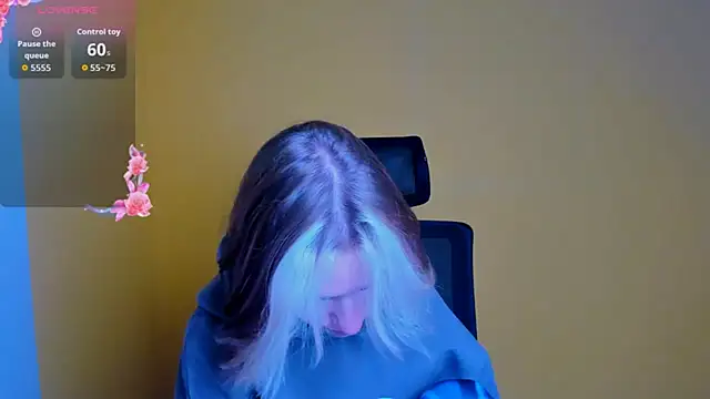 Fiona Night online show from 10-08-25, 05:05