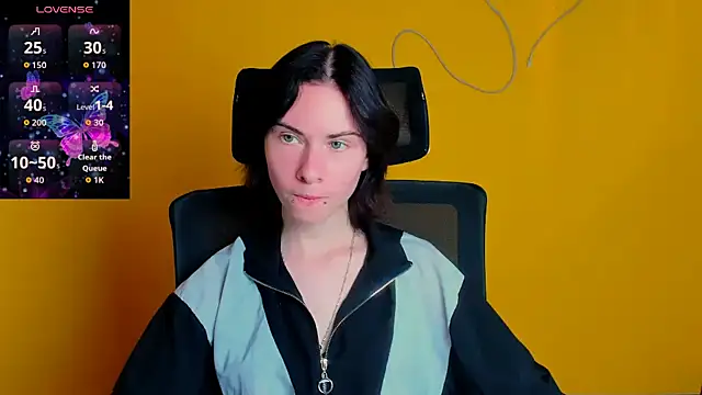 Fiona Night online show from 05-11-26, 11:16