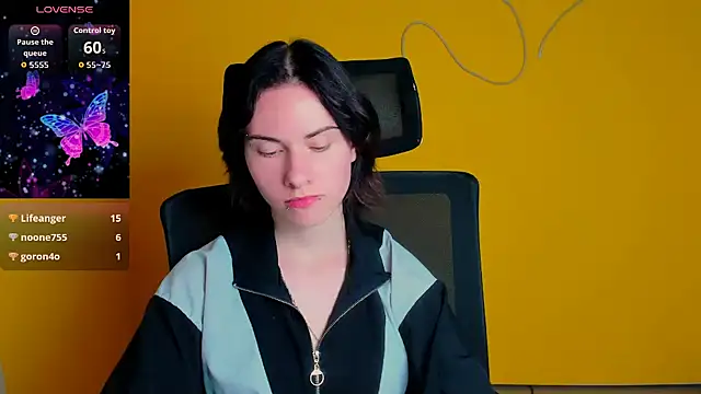 Fiona Night online show from 05-11-26, 04:04
