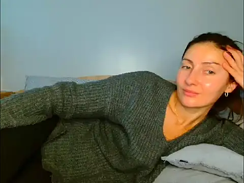 Irina9793 online show from 11-18-25, 09:25