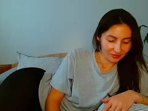 Snapshot of Irina9793 chatting on 03-30-26, 09:43 Irina9793 online show from 03-30-26, 09:43