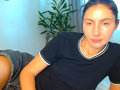 Snapshot of Irina9793 chatting on 06-21-26, 06:38 Irina9793 online show from 06-21-26, 06:38