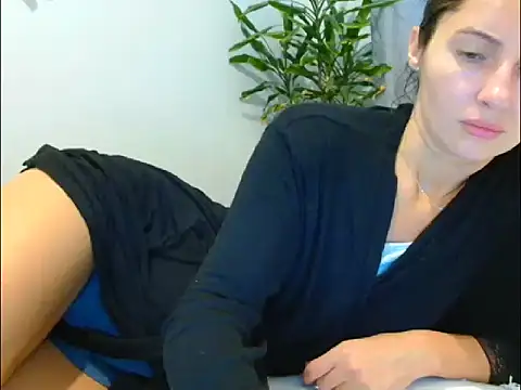 Snapshot of Irina9793 chatting on 07-23-26, 03:32 Irina9793 online show from 07-23-26, 03:32