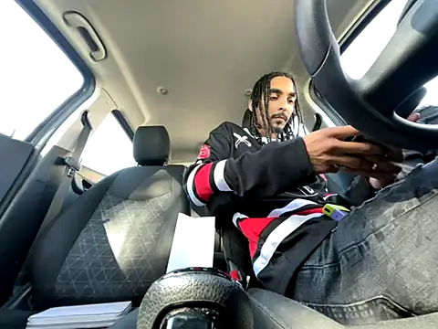 bigjayy1000 online show from 10-31-25, 04:41