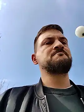 Snapshot of iurinicola chatting on 03-12-26, 11:49 iurinicola online show from 03-12-26, 11:49