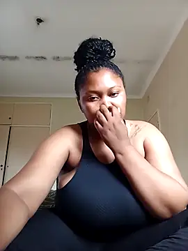 Snapshot of JuicyMilkyTizzy chatting on 10-20-25, 09:32 JuicyMilkyTizzy online show from 10-20-25, 09:32