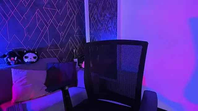 Tahara Romanov online show from 10-20-25, 07:47