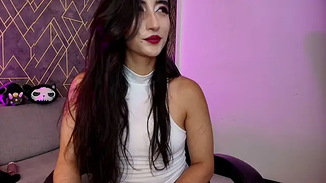 Snapshot of Tahara_Romanov chatting on 03-25-26, 03:51 Tahara Romanov online show from 03-25-26, 03:51