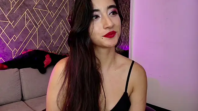 Snapshot of Tahara_Romanov chatting on 04-15-26, 07:58 Tahara Romanov online show from 04-15-26, 07:58
