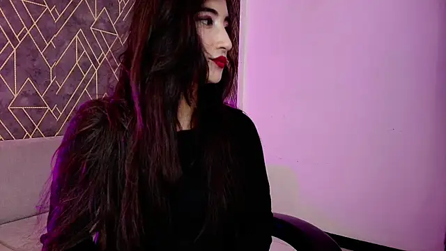 Snapshot of Tahara_Romanov chatting on 04-16-26, 04:41 Tahara Romanov online show from 04-16-26, 04:41