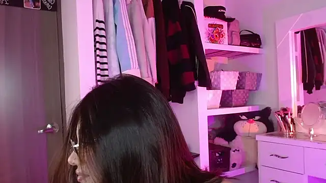  Camilaaa  online show from 09-10-25, 04:01