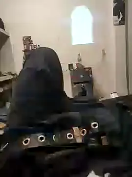 Snapshot of enoc369 chatting on 11-16-25, 05:24 enoc369 online show from 11-16-25, 05:24