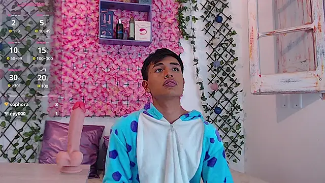 Snapshot of willians___0 chatting on 03-18-25, 05:41 willians 0 online show from 03-18-25, 05:41