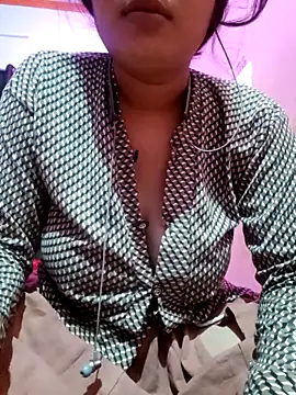 Snapshot of Beautiful_Puja chatting on 03-07-25, 11:27 Beautiful Puja online show from 03-07-25, 11:27