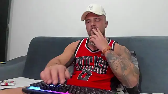 Tiberius hunk online show from 03-21-25, 08:50