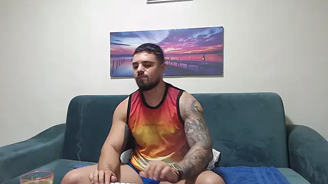 Tiberius hunk online show from 11-20-25, 04:56