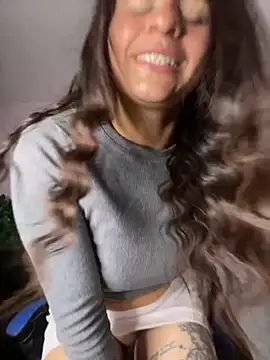 Snapshot of sofia_23x chatting on 09-27-25, 01:38 sofia 23x online show from 09-27-25, 01:38