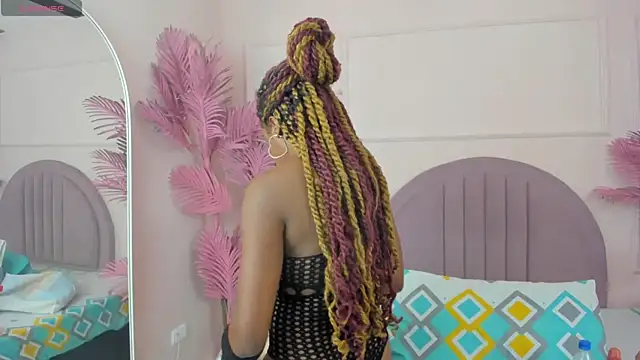 Hanaahquinn online show from 03-19-25, 11:50