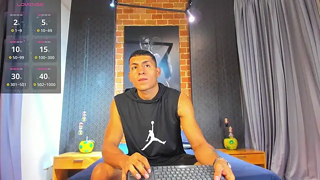 NoahVolkov online show from 03-09-25, 11:14