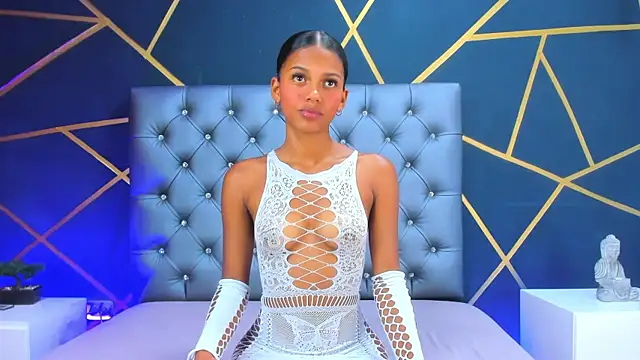 Lia Taylor1 online show from 10-01-25, 07:31