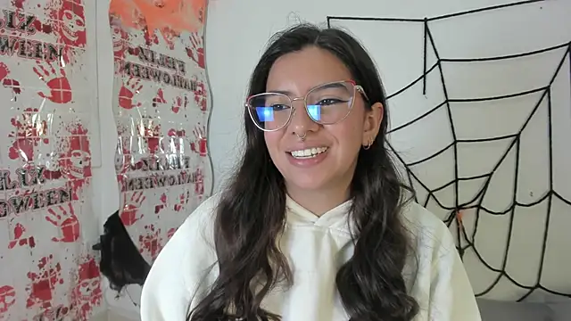 emilyy cooperr online show from 10-17-25, 12:19