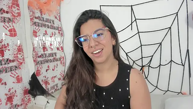 emilyy cooperr online show from 10-18-25, 12:06