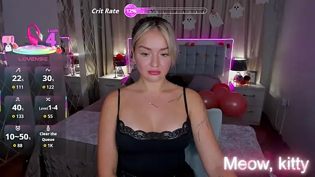 EvaGoddes online show from 10-28-25, 08:07